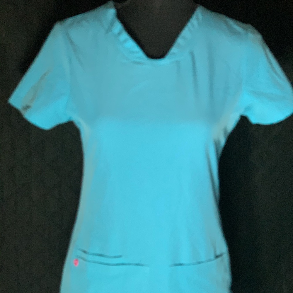 Scrubs heart soul brand like new
